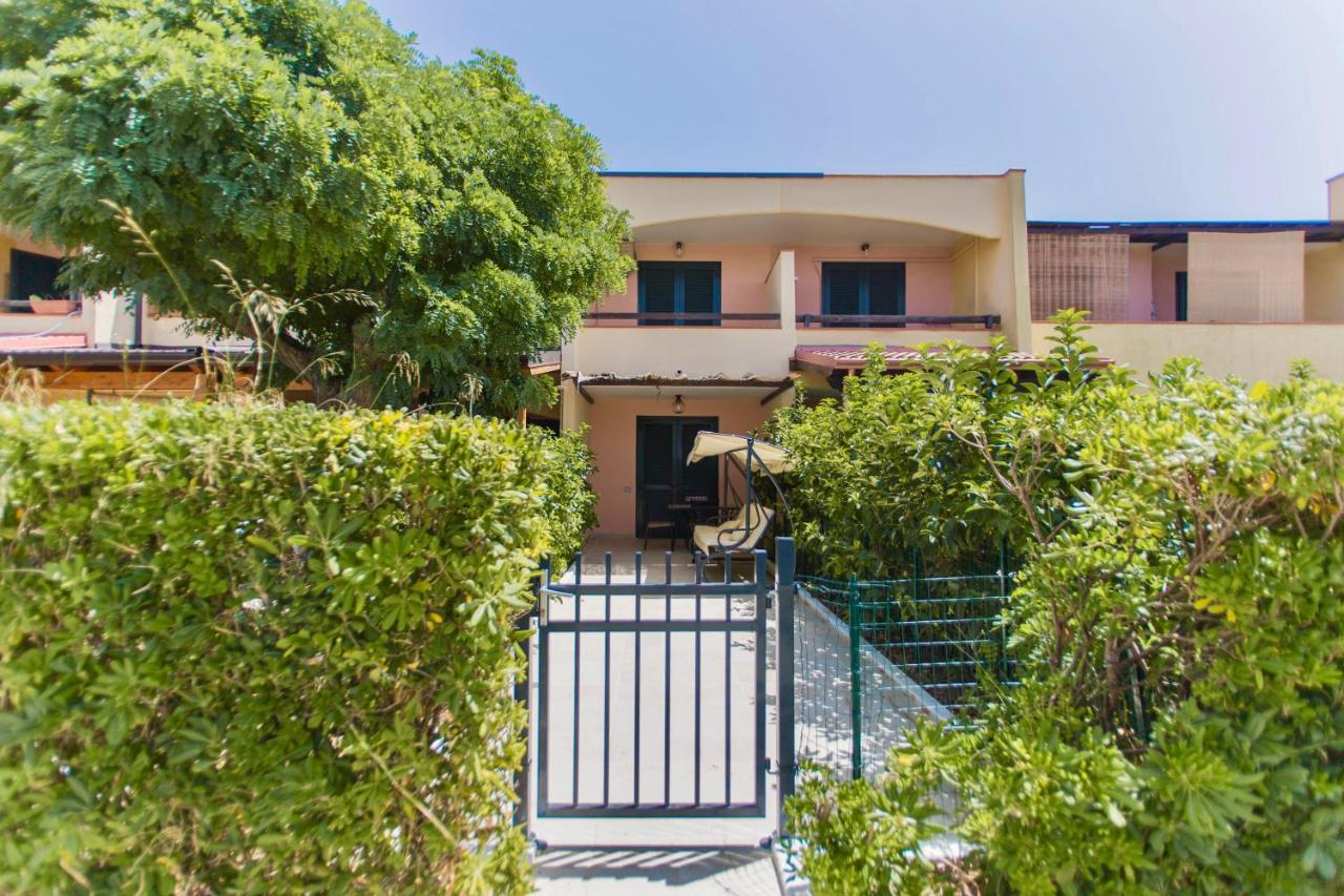מרינה די פיסטיצ'י Deliziosa Villetta Mare Indipendente מראה חיצוני תמונה